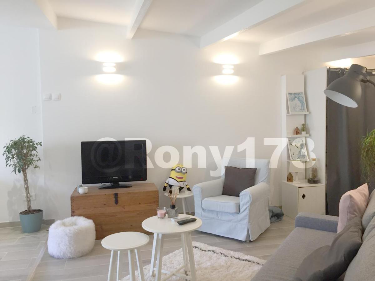 Studio Proche Mer Et Ville Toulon 2 Pers Exterior photo